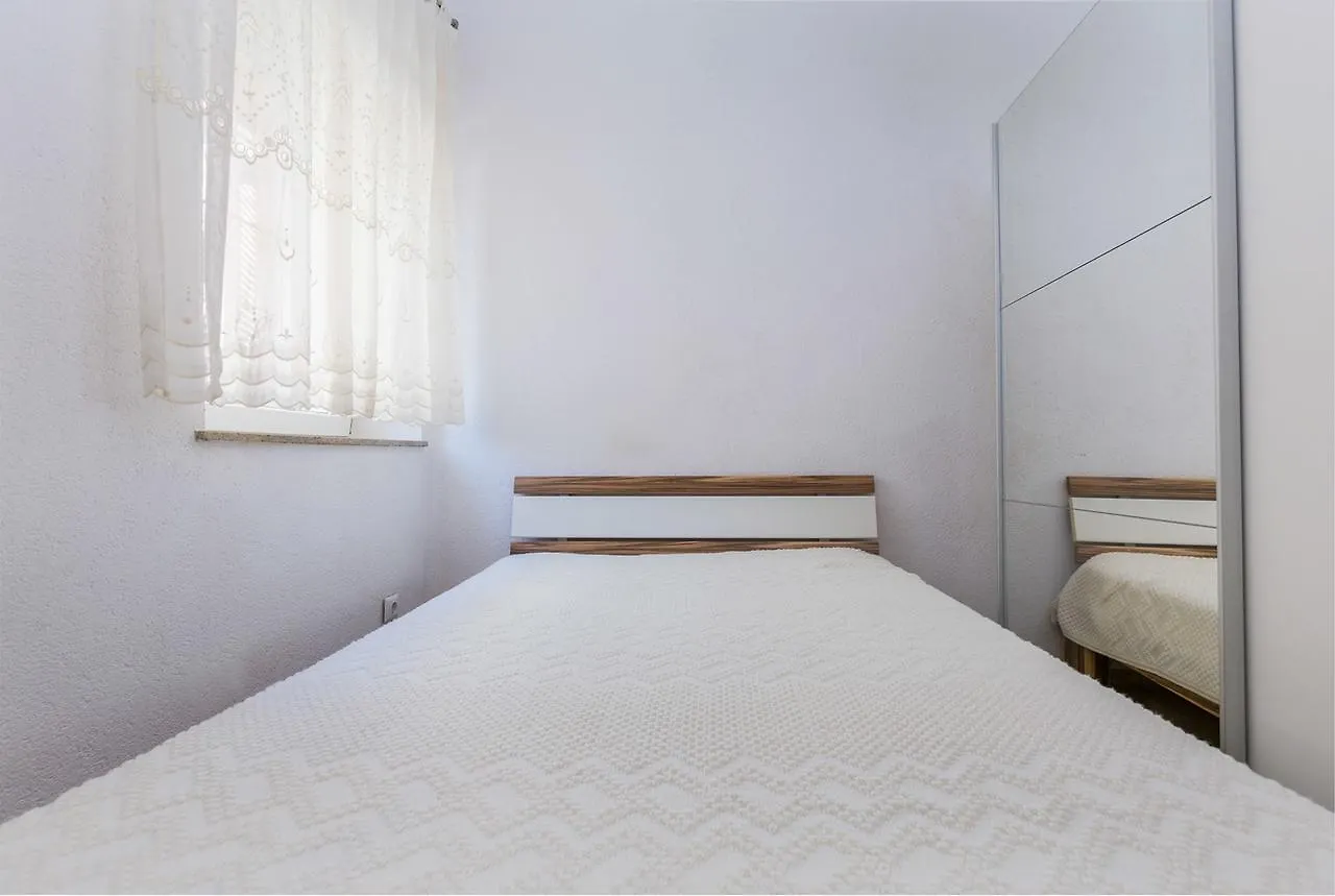 Apartment Arena Pula